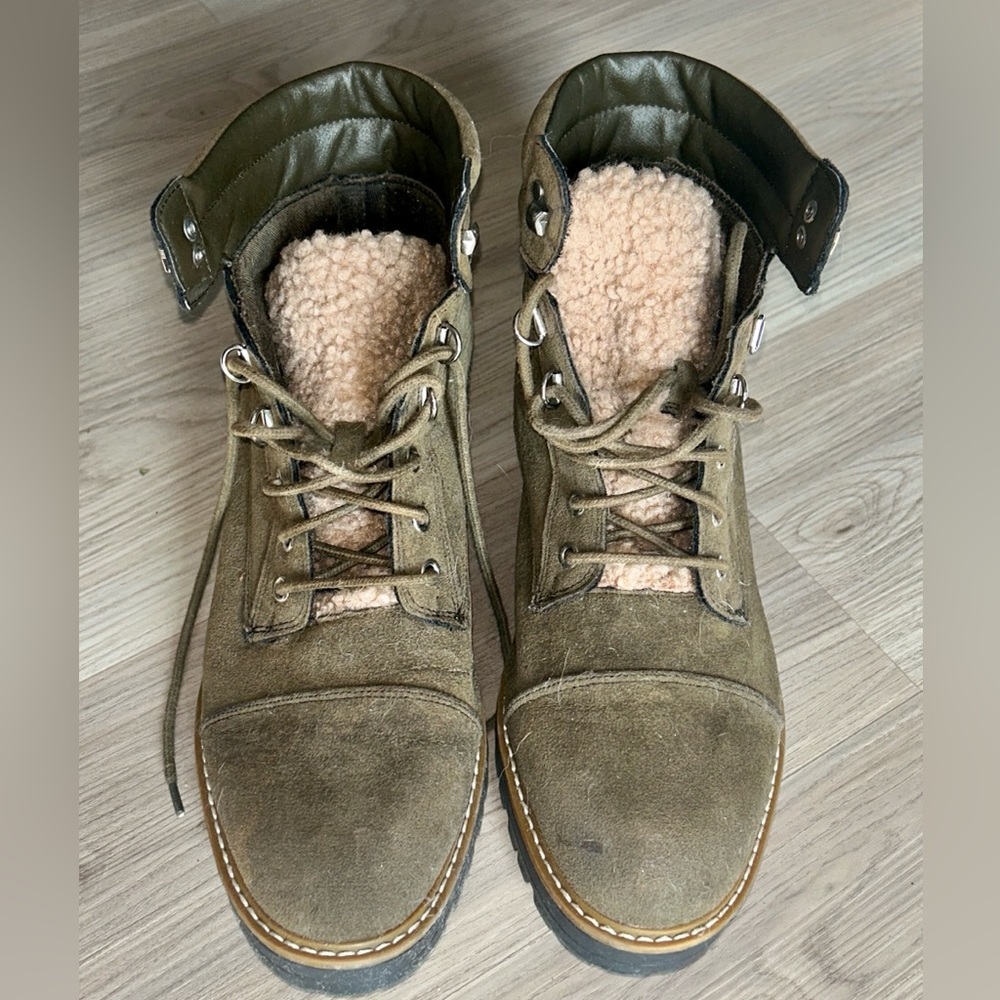 Time & Tru Women’s Lace-Up Hiking Boots 11 Tan Shearling Lining Outdoor